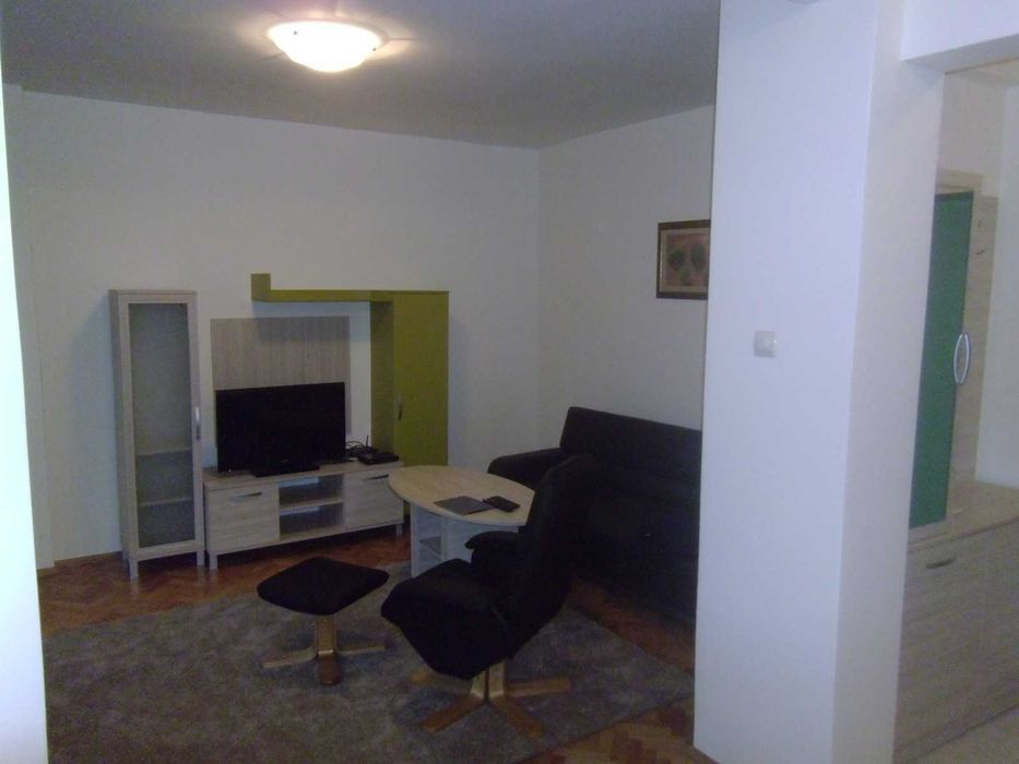 Дава се под наем Двустаен апартамент в София, Зона Б-18 - 72 кв.м за 650 € - Снимка #2