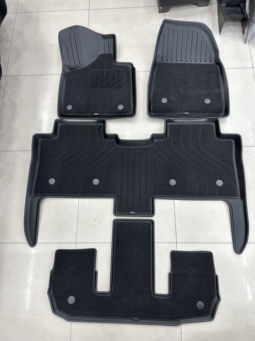 полик для LEAPMOTOR C16