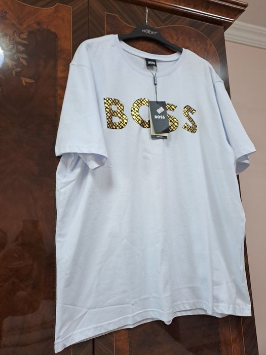 Продаётся мужская футболка Новая