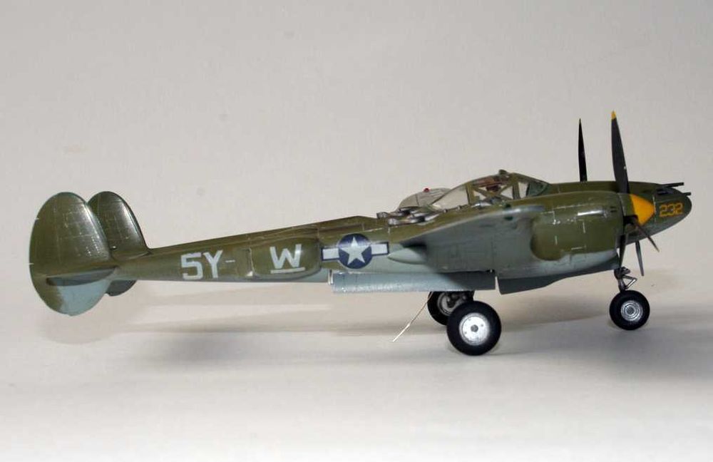 сборная модель самолета P-38 Lightning 1/72 пр. Англия!