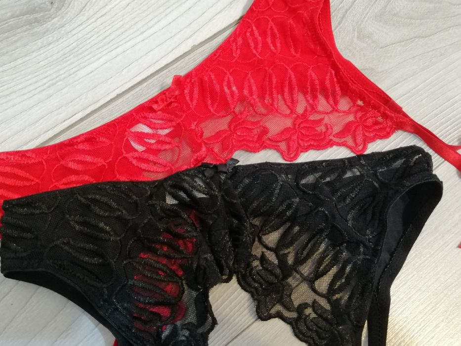 2 portjartiere noi din dantela rosie si neagra sexy marimea L si XL