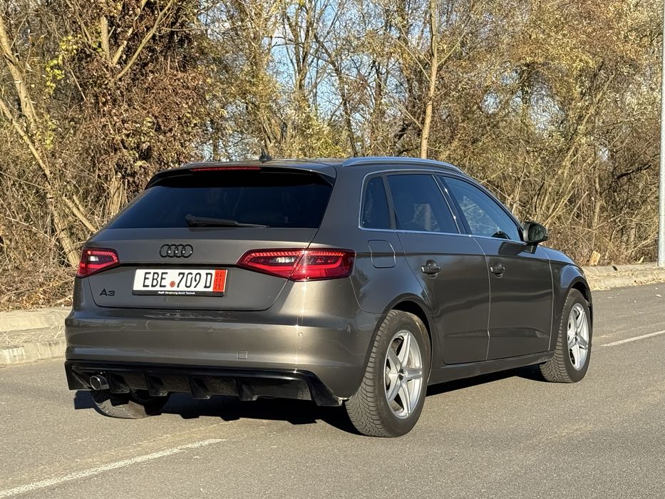 Audi a3 8v 2015 1.6 tdi Xenon / Drive select