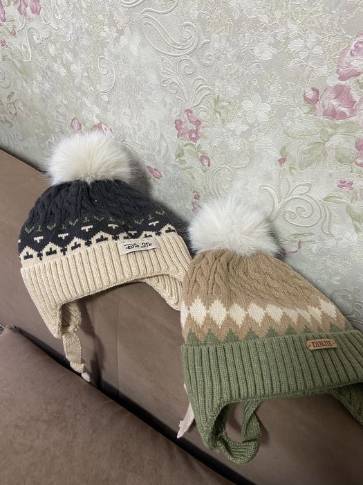 Шапка и варежки новые