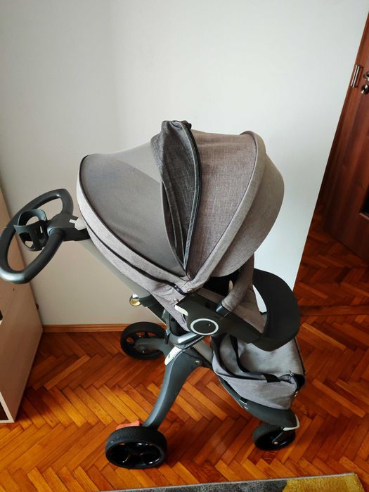 Carucior Stokke Xplory V4 + Sac de iarna inclus!