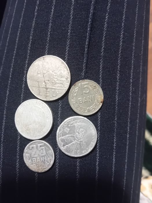 Monezi si bagnote vechii