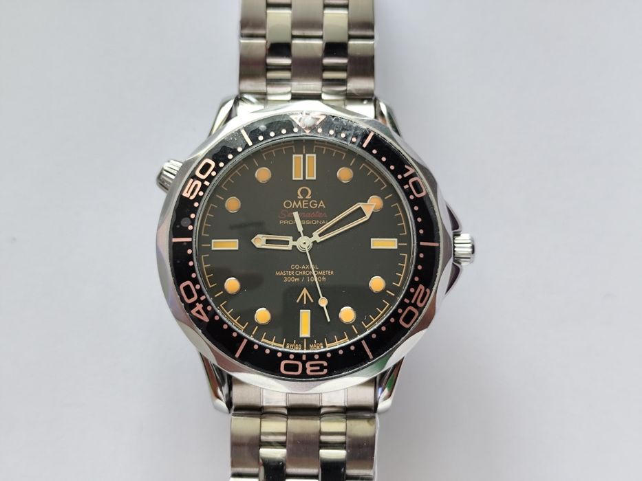 ceas OMEEGA barbatesc