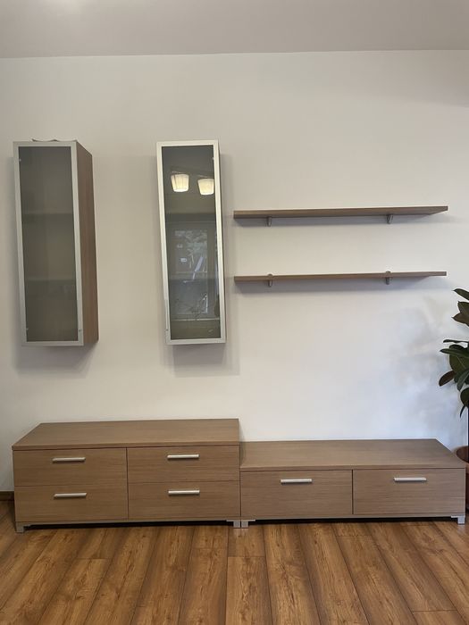 Set mobilier living realizat pe comanda