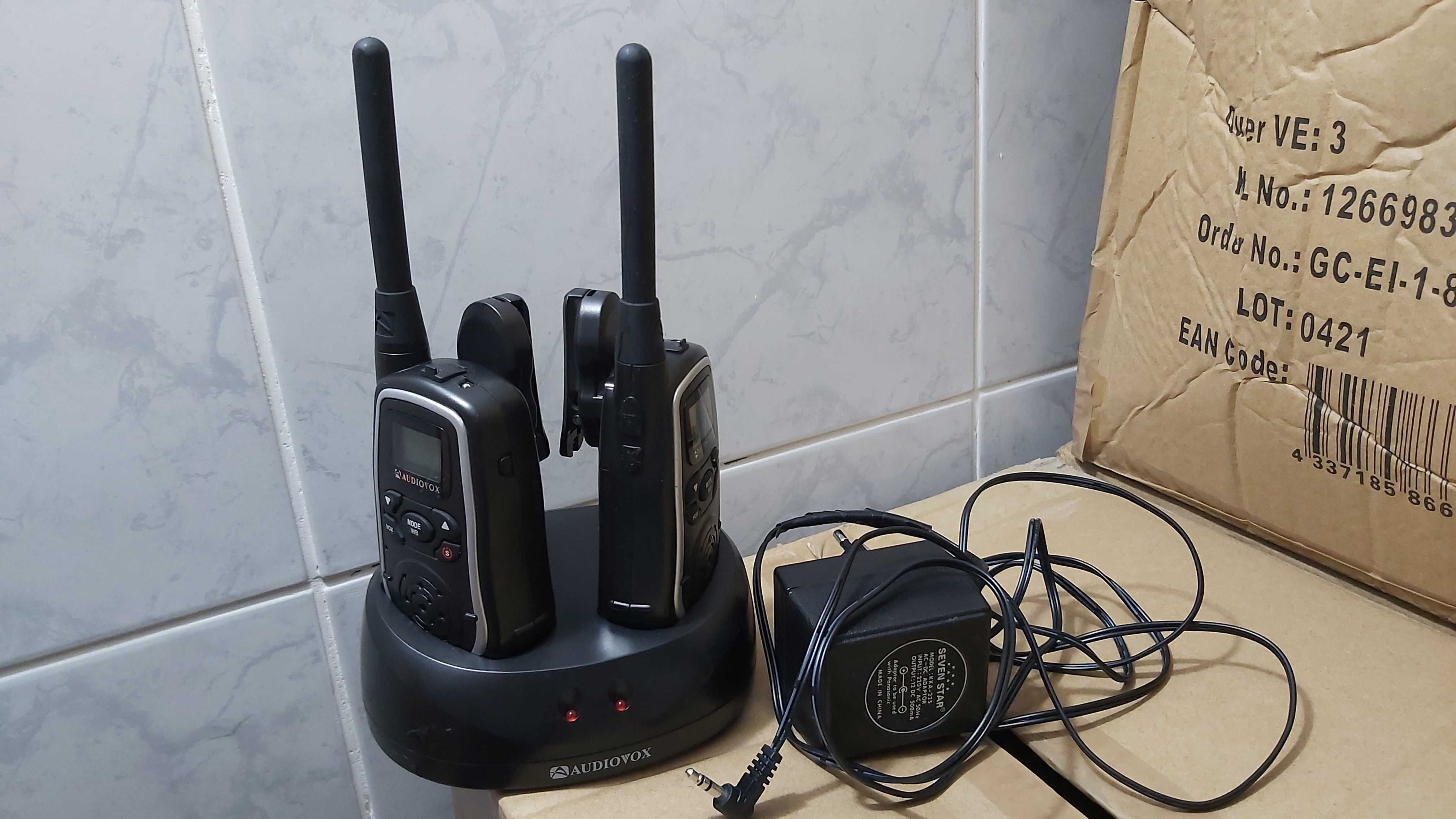 Set Walkie Talkie AUDIOVOX statii radio portabile emisie receptie