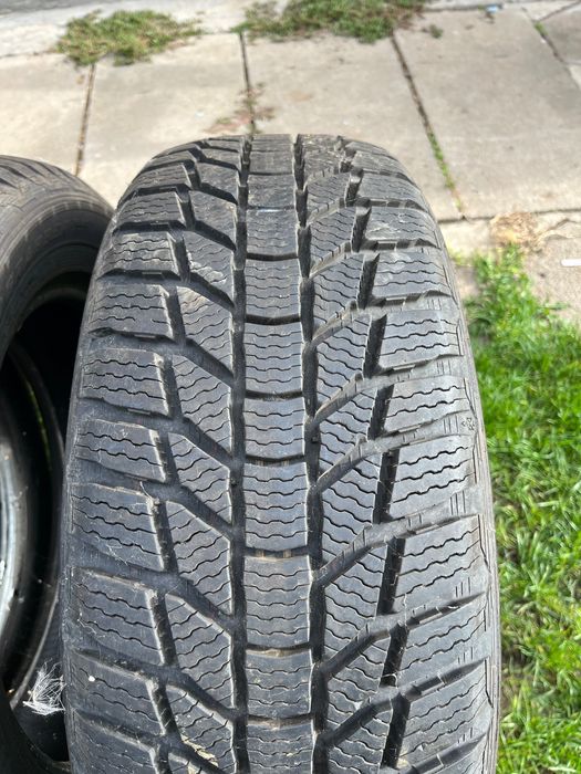 Зимни гуми General 215/60 17” НОВИ ! 8мм
