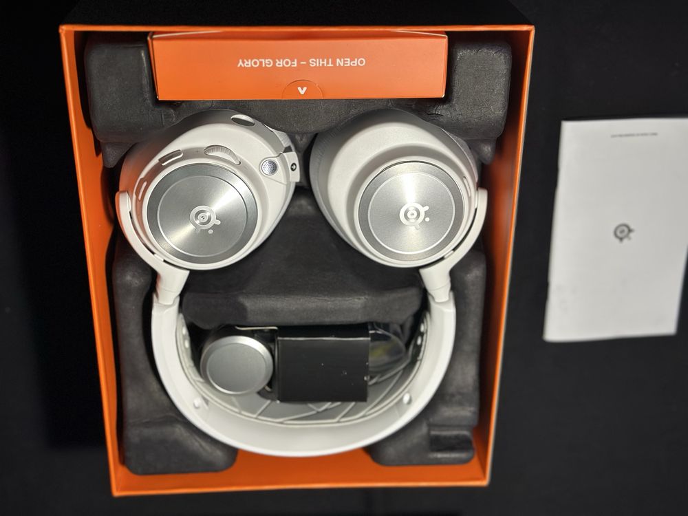 Steelseries Arctis Nova Pro Wireless White