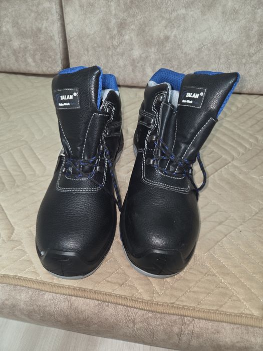 Новые рабочие ботинки р.42