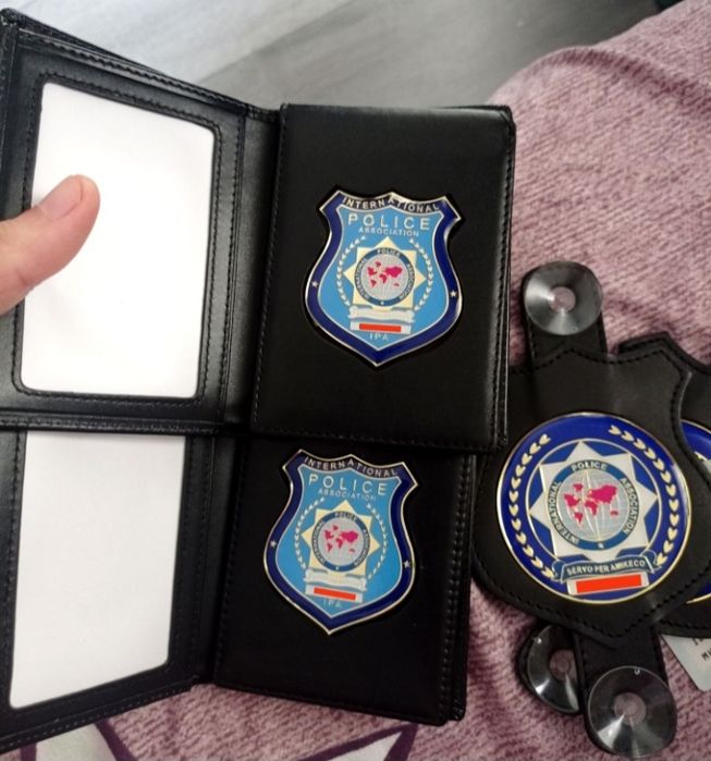 Insigna pentru colecționari