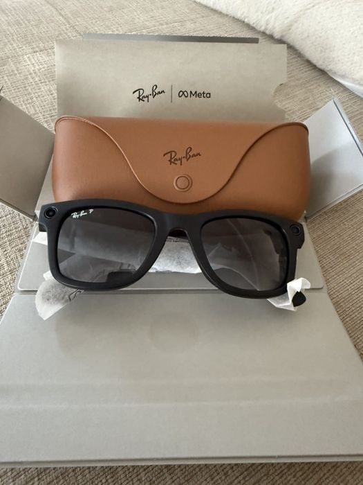 Продавам Ray-Ban Meta gen 2 смарт очила.