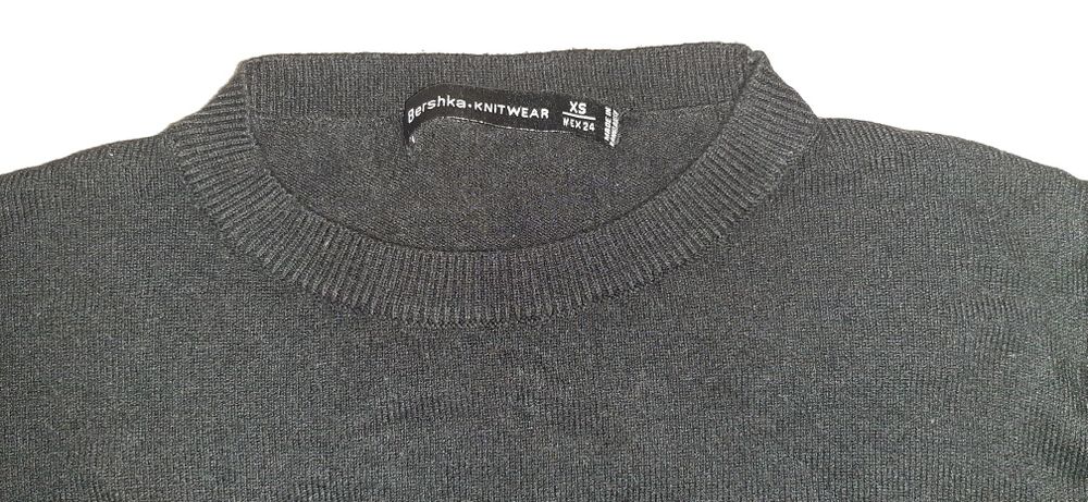 Bluza Zara ,marimea XS,cu  maneca lunga stare foarte buna