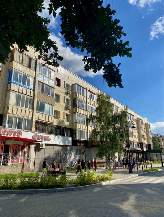 Продам 3 комн.квартиру в центре район Цума