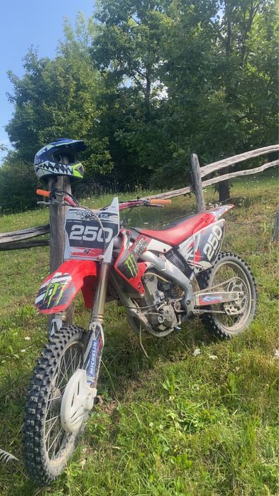 Honda crf 250 Pret in €