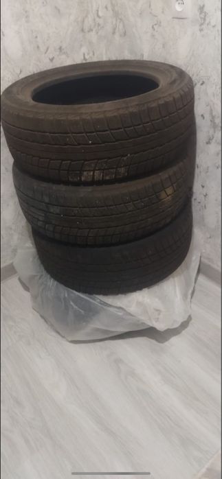 Продам шины triangle