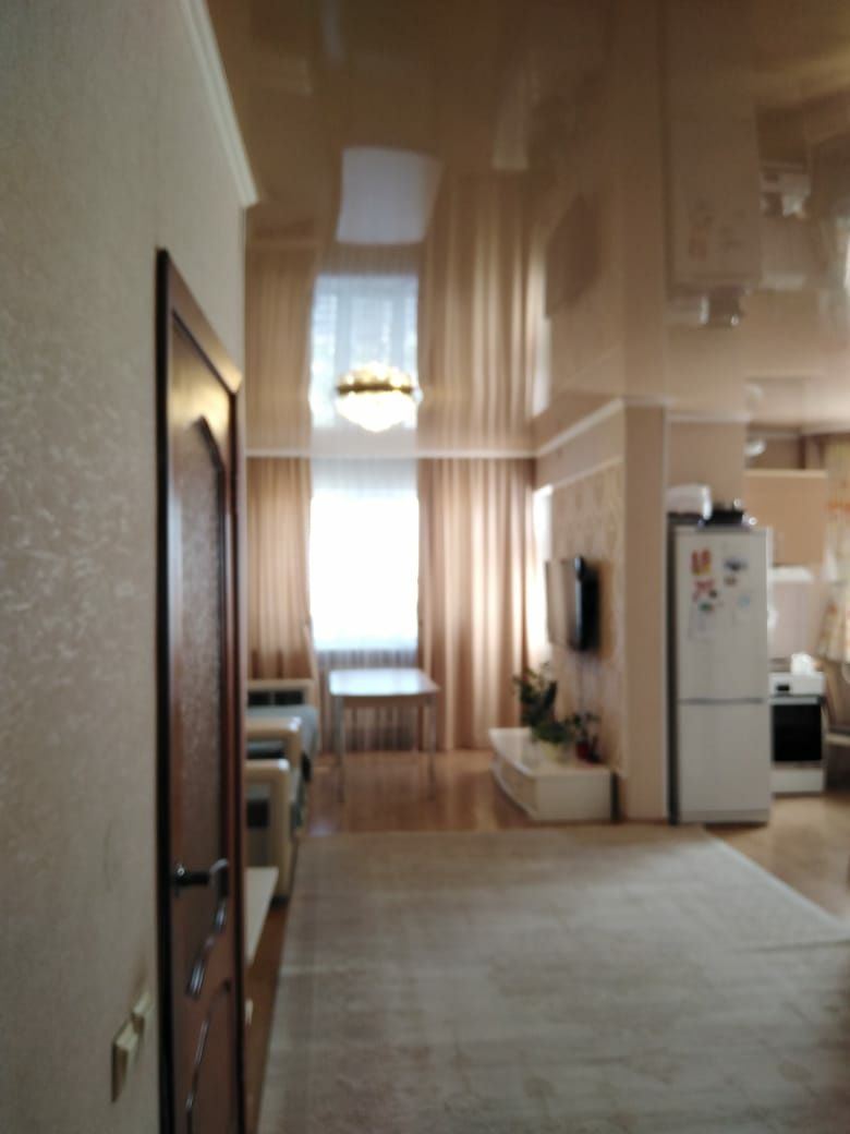 Продам 2-х комнатную квартиру Абая 92/3