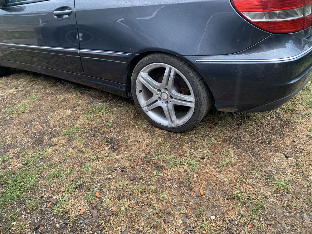 Fata completa amg bara aripi capota faruri pentru mercedes w204 clc