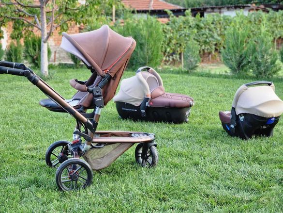 детска количка и детска кошара в перфектно състояние