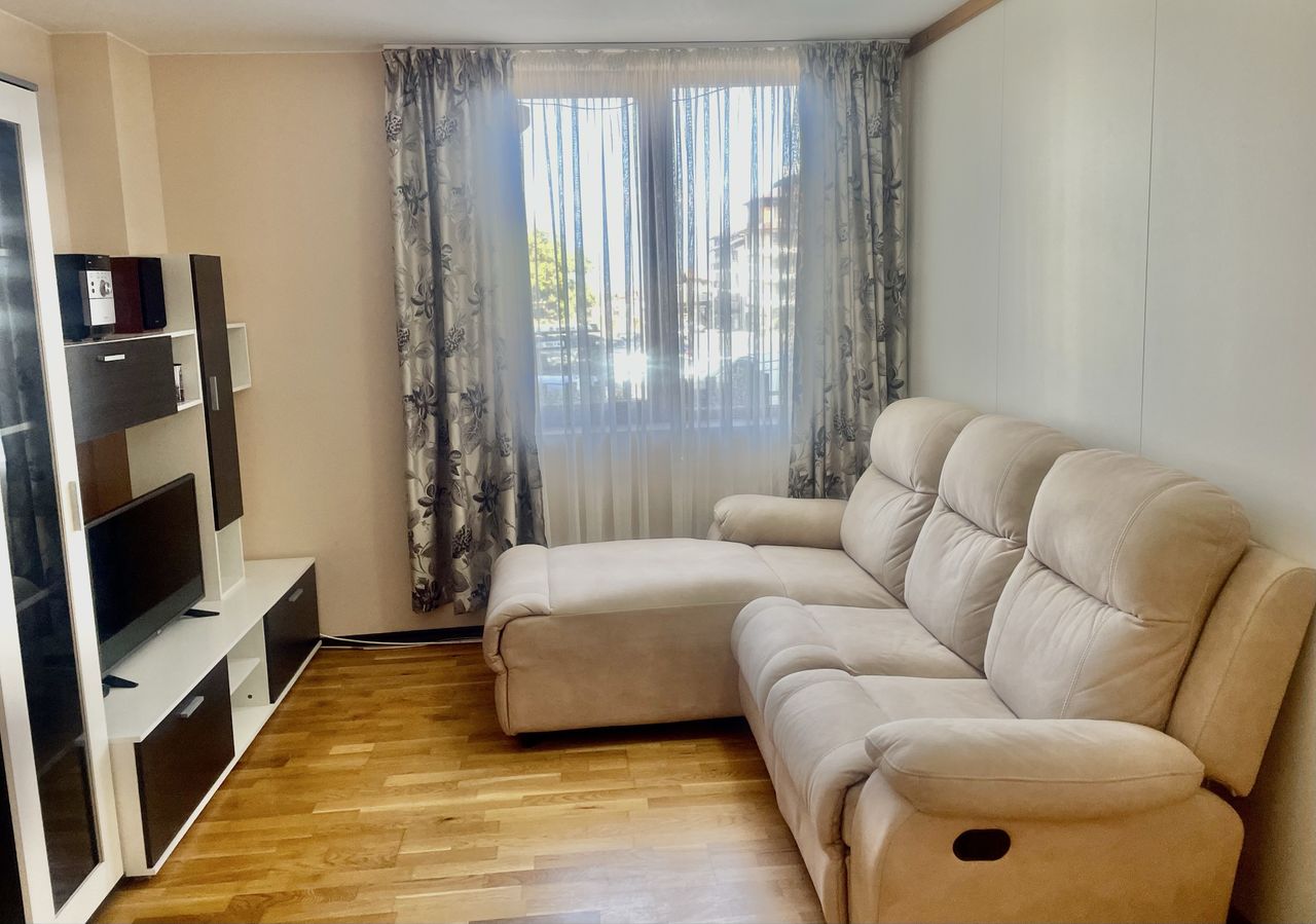 Дава се под наем Тристаен апартамент в Банско - 100 кв.м за 382.5 € - Снимка #4