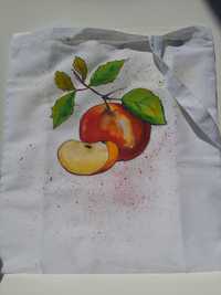 Ръчно рисувана торбичка "ябълка "