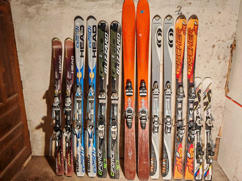 si snowboard casca bocanci