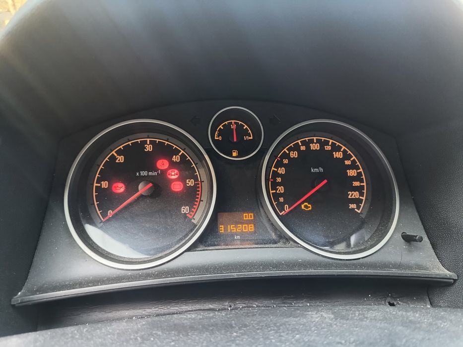 Опел Астра Х хечбек (1.9/150)НА ЧАСТИ!!!