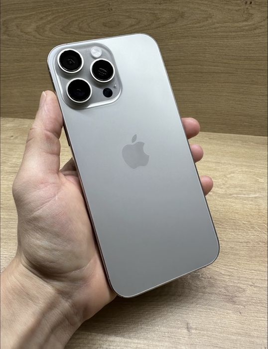 iPhone 16 PRO MAX  256 GB  EXTRA iMPeCaBiL