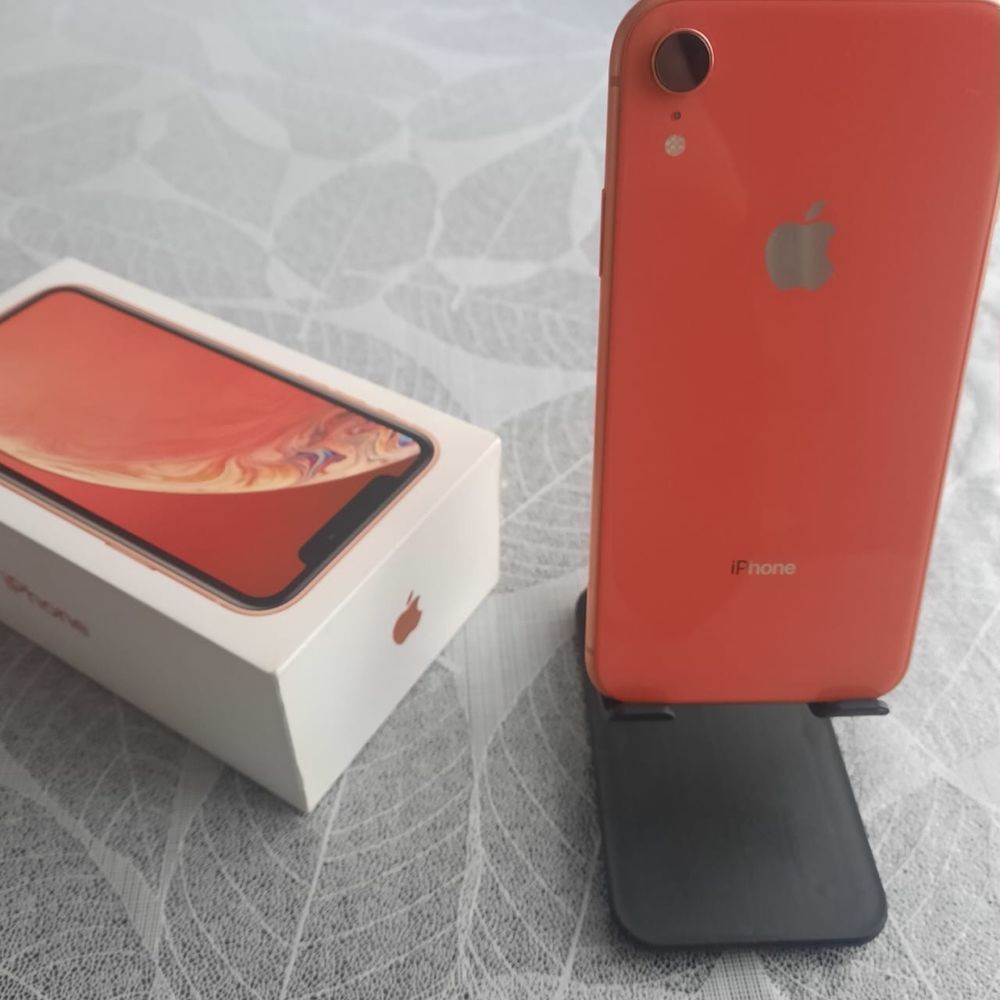 Iphone  xr 128gb обмен на iphone 11