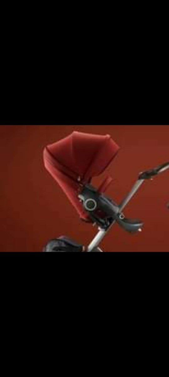 Stokke Crusi бебешка количка с борд за второ дете