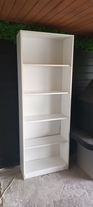 Biblioteca cu 5 rafturi