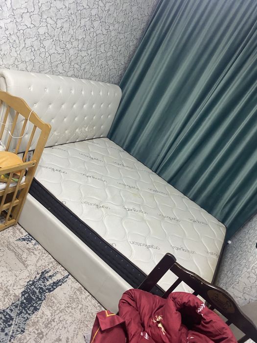 Кровать двуспальный