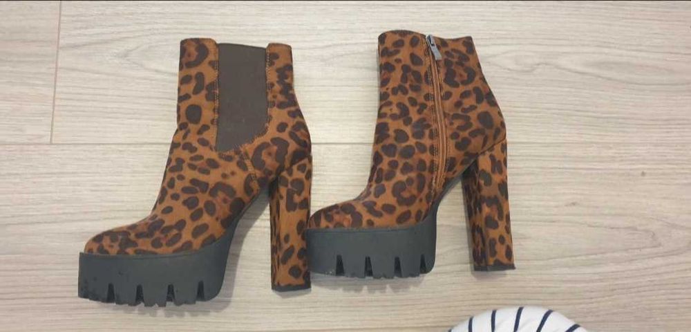 Botine marimea 38