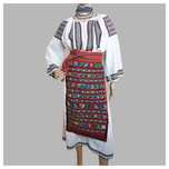 Costum popular vechi autentic lucrat manual masura M