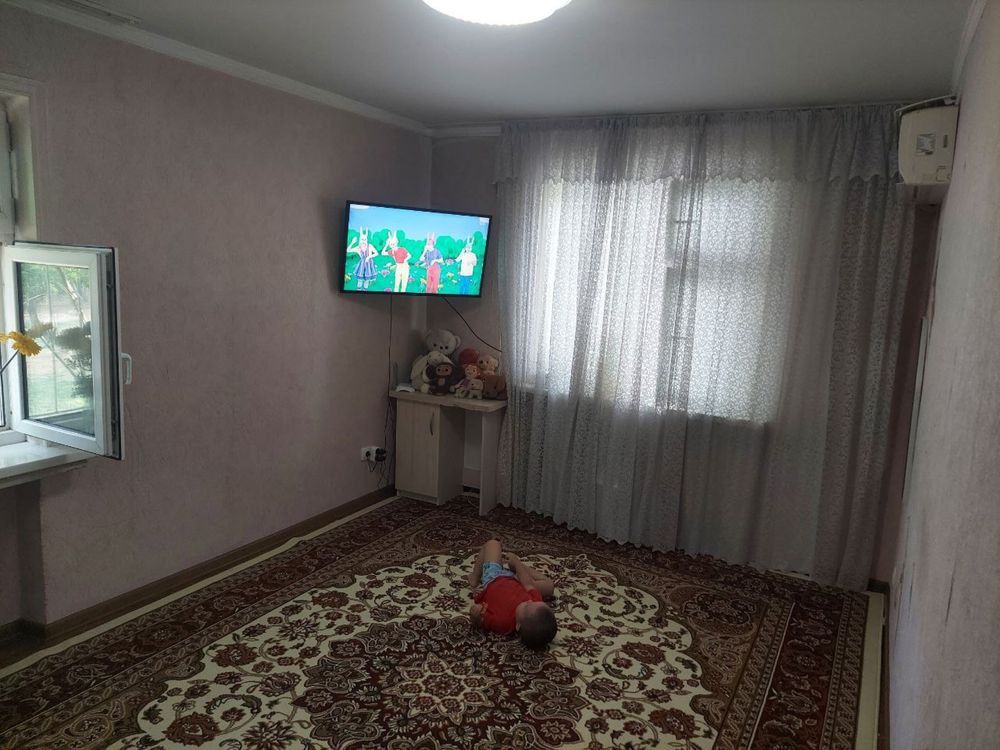 Novza masjidini yonida uy kvartiraga beriladi bez maklersiz