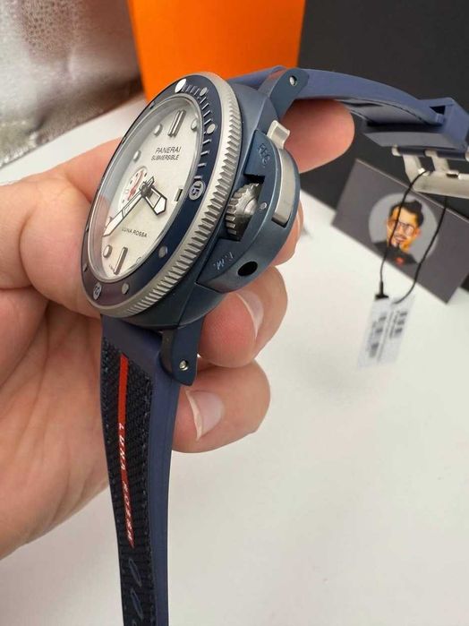 Luminor Panerai Submersible Blue