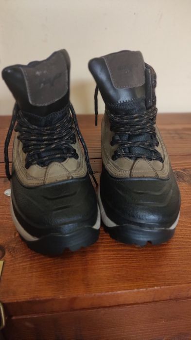Есенно зимни обувки 37 номер