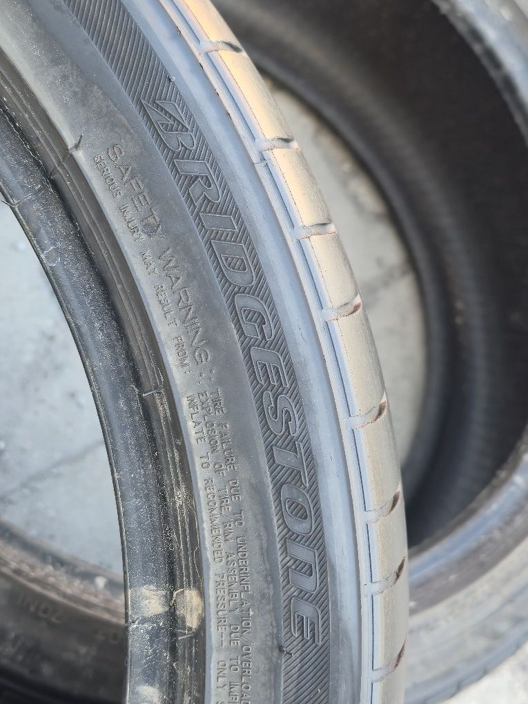 235 40 19 Bridgestone