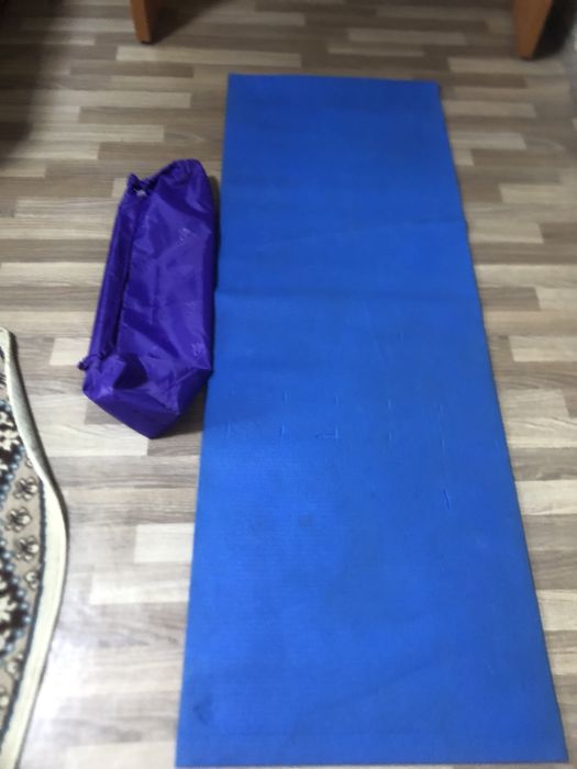 Продам коврик для спортивных занятий