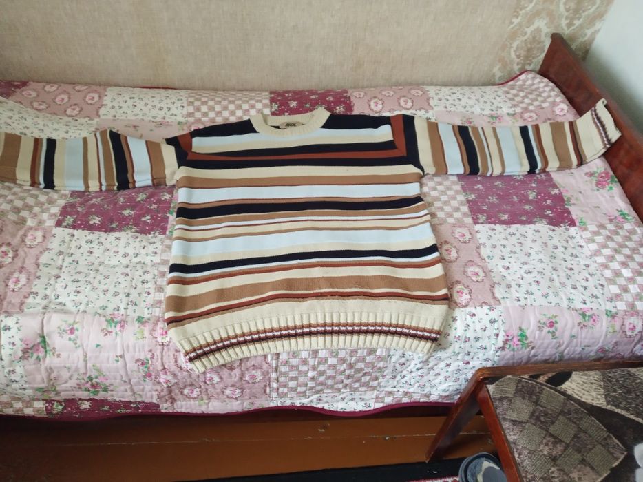 Продам мужской джемпер