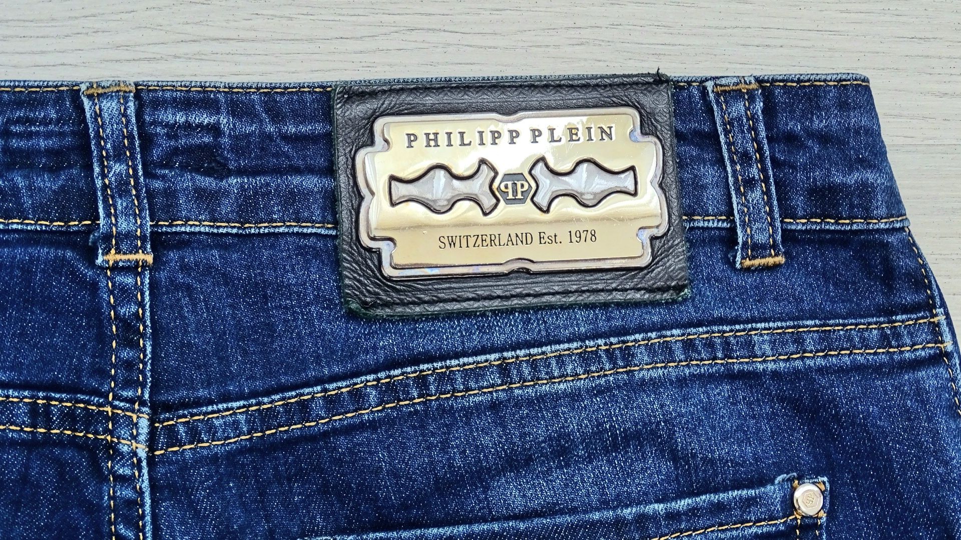 Philipp Plein мъжки дънки  оригинални