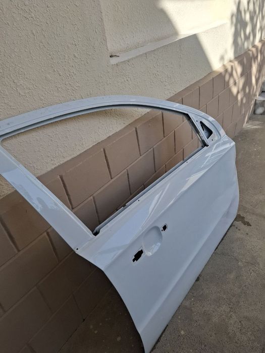 Дверь передняя пассажирская от Nexia 3, оригинальная, год 2019.