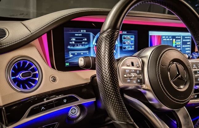 Светещи въздуховоди Mercedes-Benz E класа W213 духалки парно
