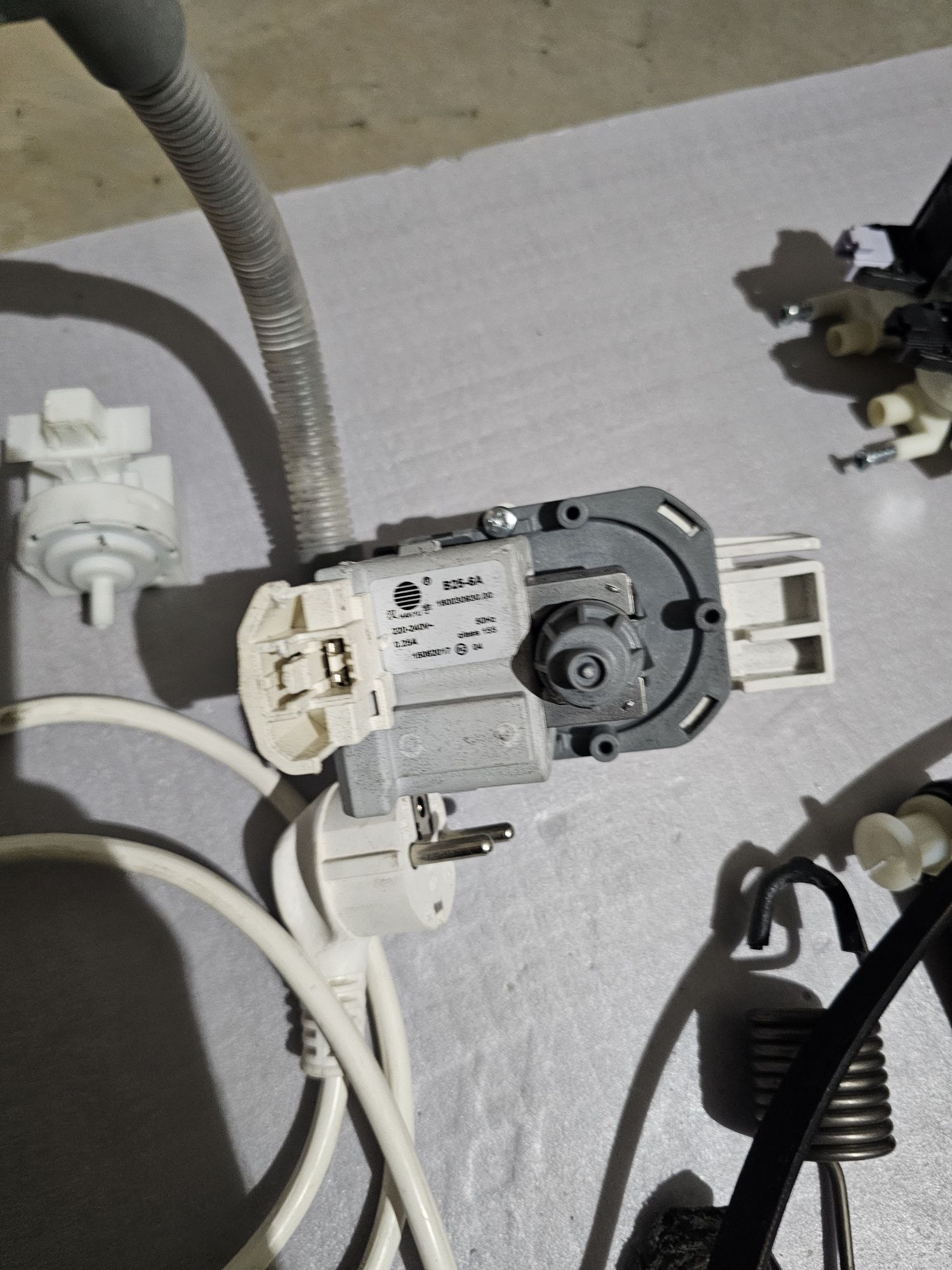 Части за пералня Hotpoint RSG 825 JS EU, Клас