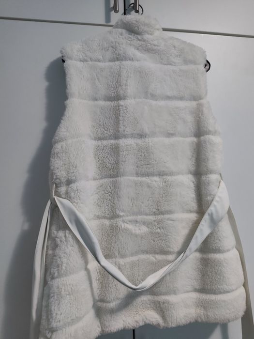 Бяла / синя / бежова жилетка , бяло елече