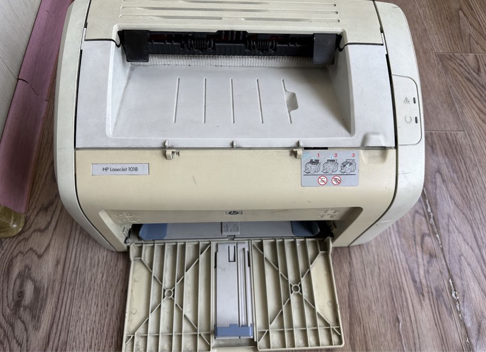 Продам принтер hp laser jet 1018