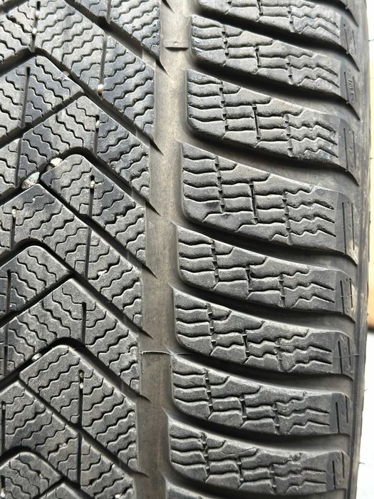 Anvelope Iarna 275/315/Pirelli Scorpion Winter * XL-Runflat 4 bucati
