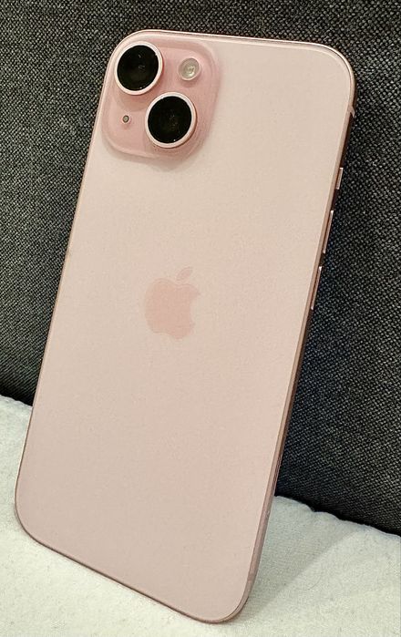Vand iphone 15 128 gb roz