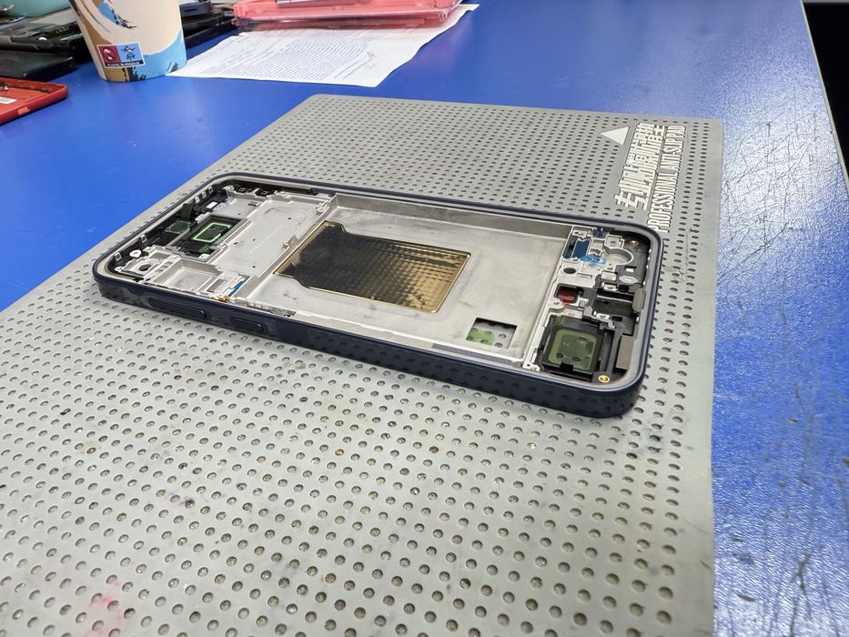Carcasa mijloc  Samsung A35 Noua, Originala